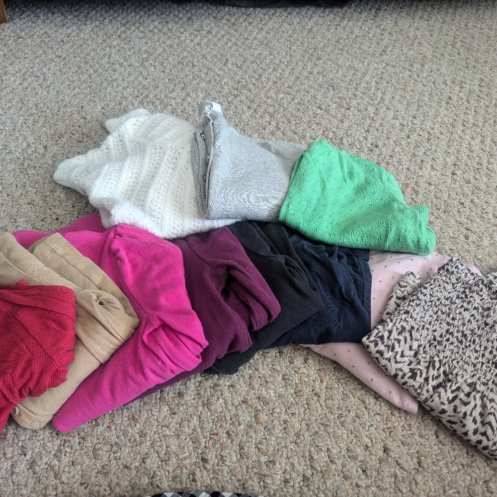 Girls size 7-8 Gap tops